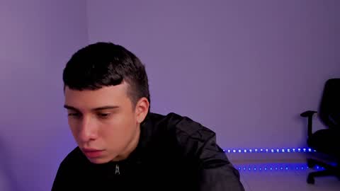 Lian online show from January 2025 02:18:01 AM