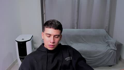 Lian online show from January 2025 05:51:01 AM