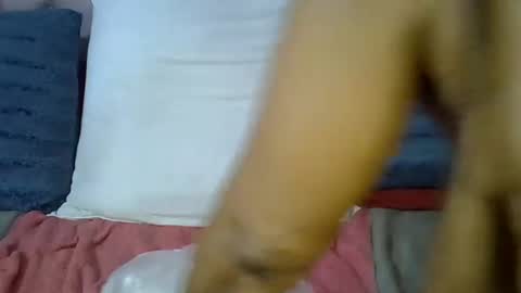 Snapshot of sweetmellowx1 chatting on January 2025 06:34:01 AM sweetmellowx1 online show from January 2025 06:34:01 AM