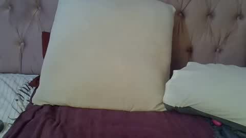 Snapshot of sweetmellowx1 chatting on March 2025 05:36:02 PM sweetmellowx1 online show from March 2025 05:36:02 PM