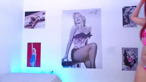 Snapshot of sweetmia_25 chatting on February 2025 03:48:02 PM MIA  online show from February 2025 03:48:02 PM