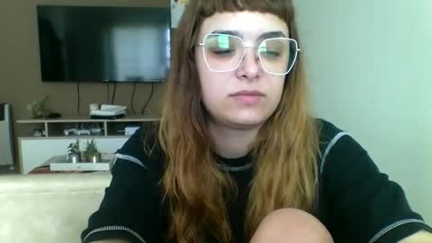 Snapshot of sweetmoonns2 chatting on October 2025 06:08:01 PM sweetmoonns2 online show from October 2025 06:08:01 PM