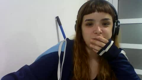 Snapshot of sweetmoonns2 chatting on October 2025 01:17:02 AM sweetmoonns2 online show from October 2025 01:17:02 AM