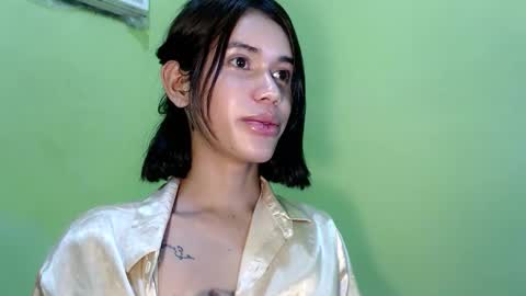 Snapshot of sweetnspisy69 chatting on October 2025 06:52:02 PM Erica   online show from October 2025 06:52:02 PM