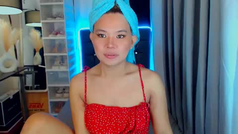 Snapshot of sweetnwildts chatting on December 2024 01:06:02 PM Ghena online show from December 2024 01:06:02 PM