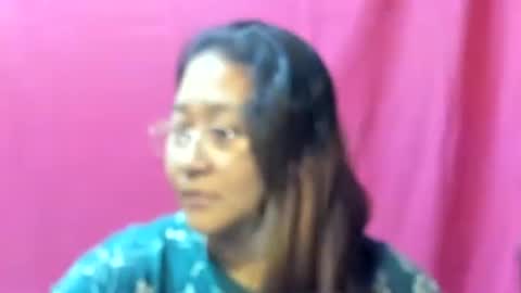 Snapshot of sweetpilipina88 chatting on December 2024 12:03:01 PM MIA online show from December 2024 12:03:01 PM