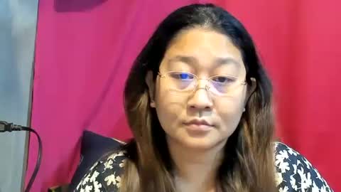 Snapshot of sweetpilipina88 chatting on January 2025 12:56:01 PM MIA online show from January 2025 12:56:01 PM