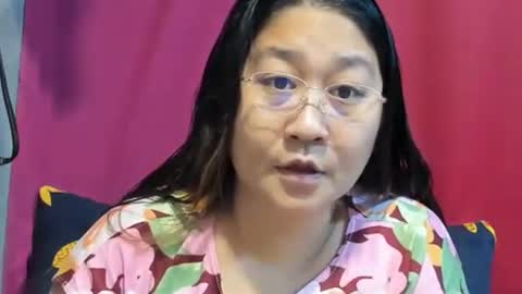 Snapshot of sweetpilipina88 chatting on February 2025 10:55:01 PM MIA online show from February 2025 10:55:01 PM