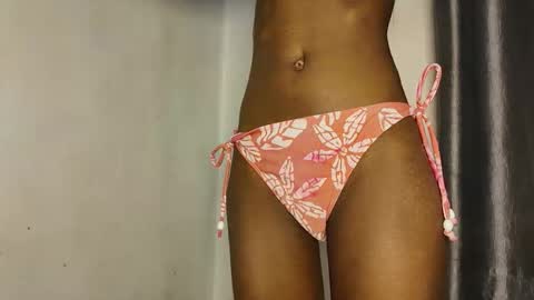 Snapshot of sweetpussy135 chatting on May 2026 04:18:02 AM slim ivy online show from May 2026 04:18:02 AM