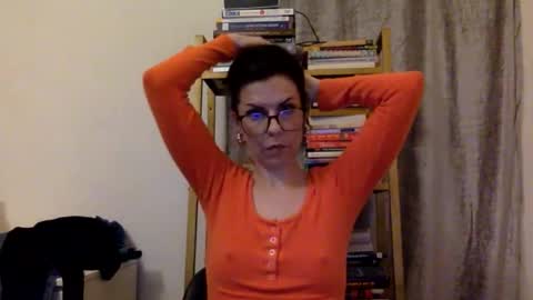 sweetriddance online show from November 2025 06:46:02 AM