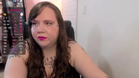 ruby and scarlet online show from November 2025 12:16:02 PM