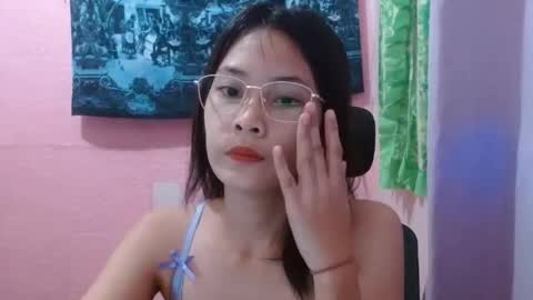 Mia online show from July 2026 09:18:01 AM