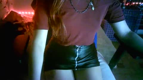 Snapshot of sweetsin_21 chatting on January 2025 01:39:01 AM MEGHAN LOPEZ online show from January 2025 01:39:01 AM