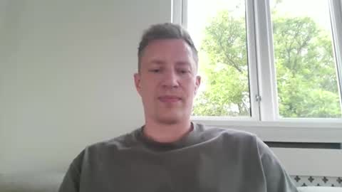 sweetsinner83 online show from May 2026 07:11:02 PM