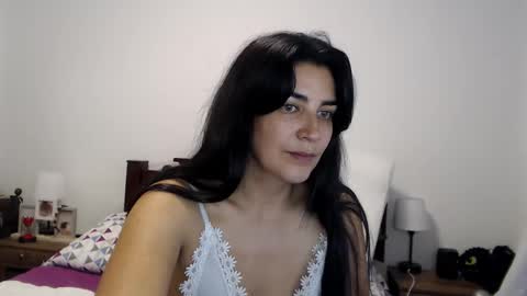 Dianis online show from October 2025 10:07:02 PM