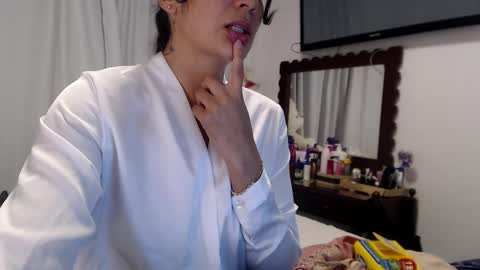 Dianis online show from March 2026 12:39:01 AM