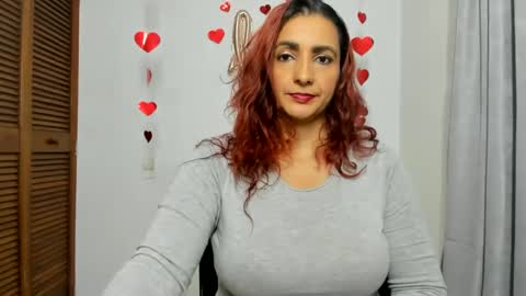 Snapshot of sweetsofia5 chatting on December 2024 04:01:02 AM Sofia online show from December 2024 04:01:02 AM