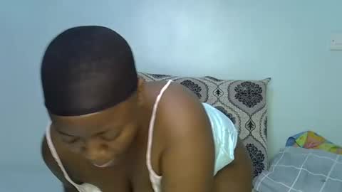 sweetsoul2 online show from November 2025 12:01:02 AM