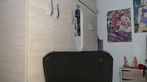 sweett_candy1 online show from November 2025 01:59:02 AM