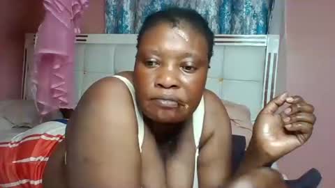 sweett_melly online show from February 2025 10:09:02 PM