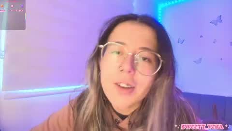 Snapshot of sweettvera_ chatting on June 2026 01:10:01 PM Veronica Independent Model online show from June 2026 01:10:01 PM