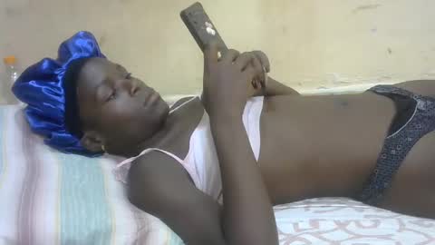 Snapshot of sweetvallerie chatting on March 2025 04:11:02 PM sweetvallerie online show from March 2025 04:11:02 PM