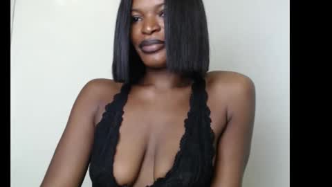 sweetxxboobsx online show from October 2025 10:25:01 AM