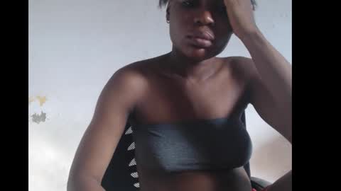 Snapshot of sweetxxpie chatting on October 2025 03:25:01 PM Sweetxxpie online show from October 2025 03:25:01 PM