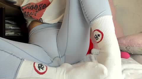 Mia online show from February 2025 07:59:02 PM