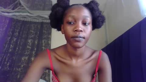 Vickky online show from May 2026 12:21:02 PM