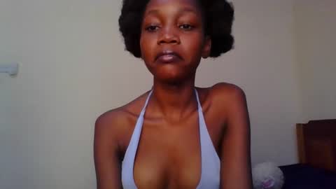 Vickky online show from May 2026 12:32:01 PM