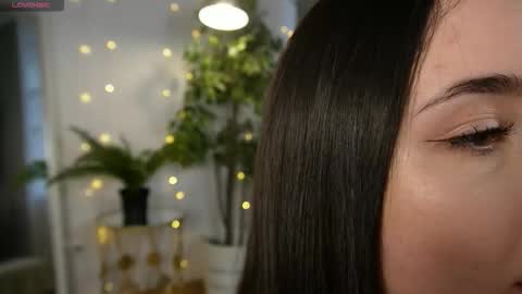 Snapshot of sweety_pie_girl chatting on February 2026 01:54:01 PM Melissa online show from February 2026 01:54:01 PM