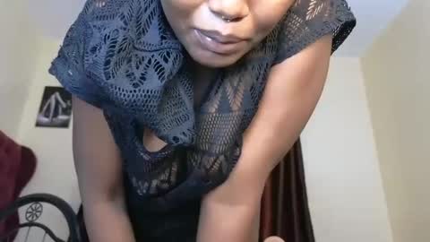 Snapshot of sweety_shawtys chatting on December 2024 08:30:02 AM shawtyshasha online show from December 2024 08:30:02 AM