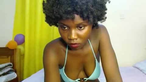 Snapshot of sweety_spixxy chatting on February 2026 07:09:01 PM Dolly online show from February 2026 07:09:01 PM