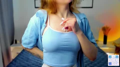 Snapshot of sweety_xis chatting on October 2025 10:59:02 AM Bella . online show from October 2025 10:59:02 AM