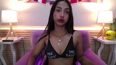 Snapshot of sweetylally chatting on July 2026 12:00:02 PM LAURA online show from July 2026 12:00:02 PM