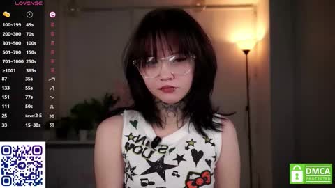 Astrid online show from November 2025 06:10:01 PM