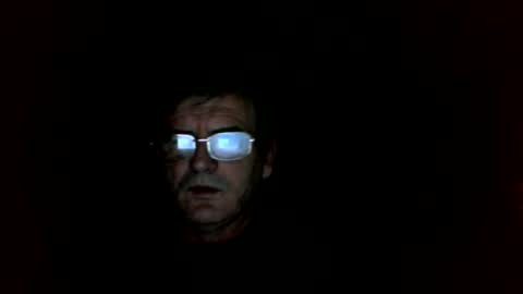 Snapshot of swergiu333 chatting on April 2026 04:26:01 AM Raymond online show from April 2026 04:26:01 AM