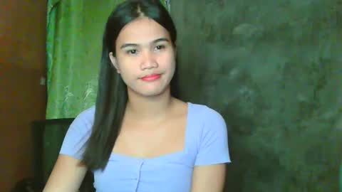 Snapshot of swettie_rhea chatting on May 2026 02:27:02 PM Rhea online show from May 2026 02:27:02 PM