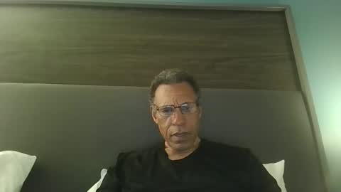 Snapshot of swimmerbod2495 chatting on May 2026 06:54:02 AM swimmerbod2495 online show from May 2026 06:54:02 AM
