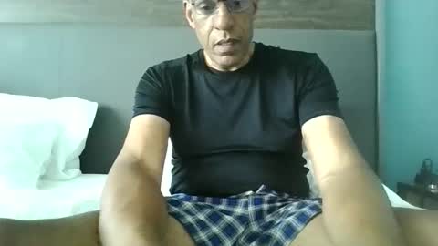 Snapshot of swimmerbod2495 chatting on May 2026 06:07:02 PM swimmerbod2495 online show from May 2026 06:07:02 PM
