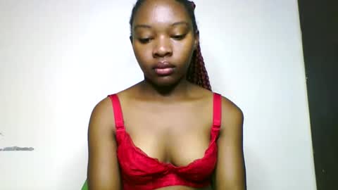 Snapshot of swit_candy chatting on May 2026 12:41:02 AM Candy online show from May 2026 12:41:02 AM