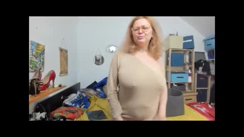 switchlorenx online show from January 2025 10:19:01 PM