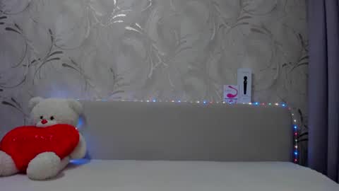 Ana online show from February 2025 02:04:01 AM