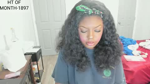 sxamleuy online show from November 2025 01:11:01 PM