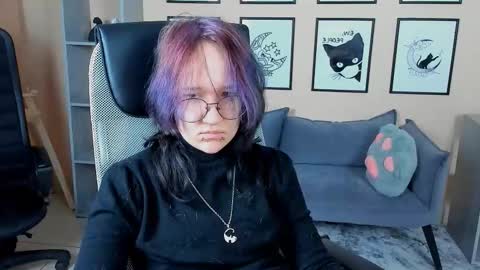 syllviareed online show from January 2026 10:06:01 AM