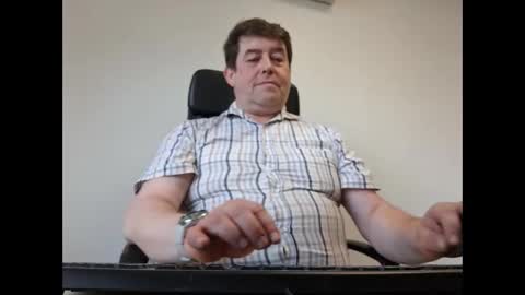 sympa_trique online show from September 2025 12:40:01 PM