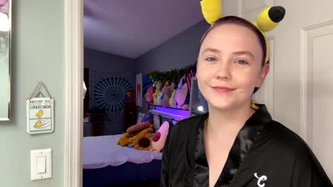 Jennah online show from March 2026 10:16:01 PM