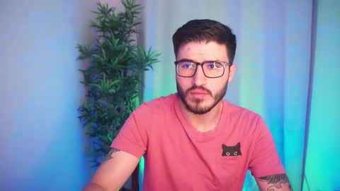 t0ny_wylie online show from November 2025 09:43:01 AM