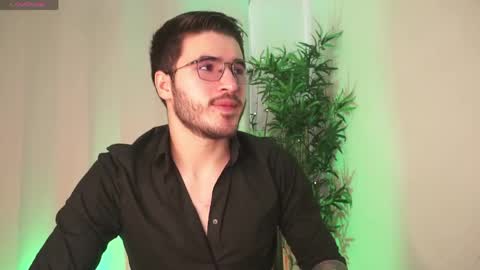 t0ny_wylie online show from April 2026 03:07:02 PM